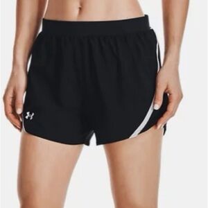 UNDER ARMOUR ATHLETIC MILEAGE SHORTS